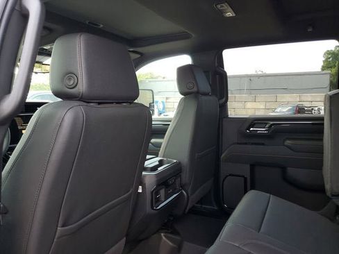 New 2026 GMC Sierra 3500 AT4 w/ AT4 Premium Plus Package AWD/4WD image 11