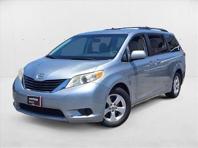 Used 2012 Toyota Sienna LE
