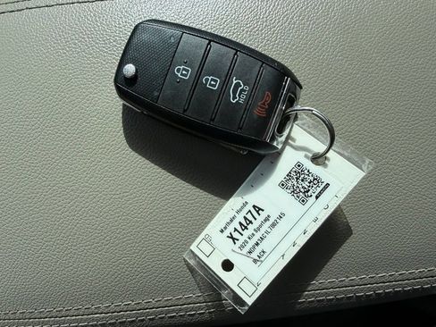 Used 2020 Kia Sportage LX FWD image 26