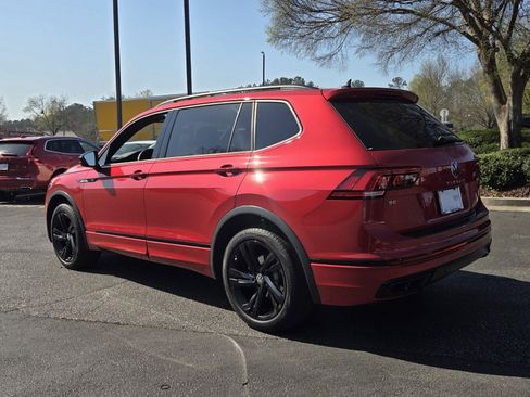 Used 2024 Volkswagen Tiguan SE R-Line image 7