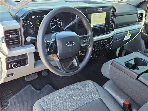 New 2026 Ford F250 XLT w/ FX4 Off-Road Package AWD/4WD image 3