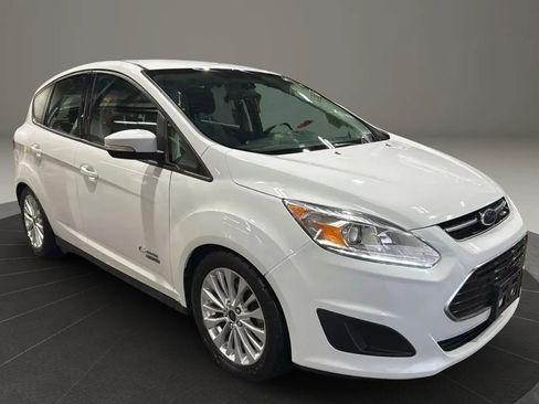 Used 2017 Ford C-MAX Energi SE image 3