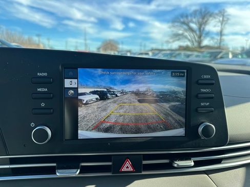 Used 2026 Hyundai Elantra Sport FWD image 23
