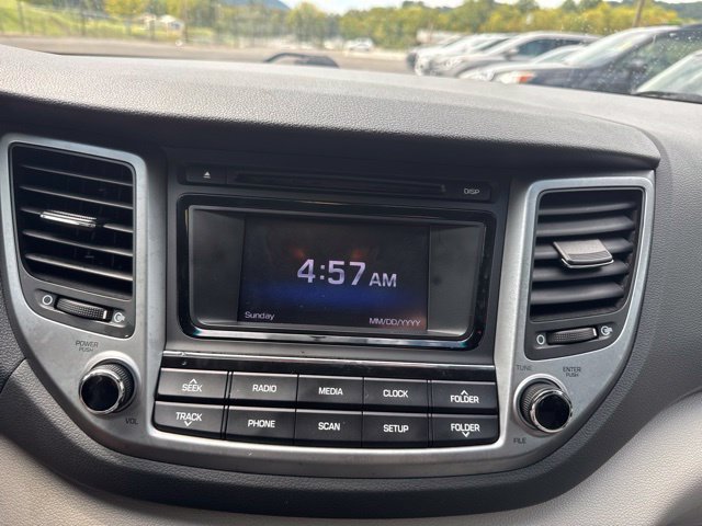 Used 2018 Hyundai Tucson SE AWD/4WD image 16