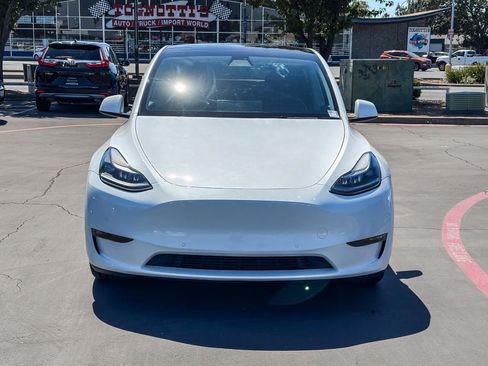 Used 2022 Tesla Model Y Performance AWD/4WD image 6