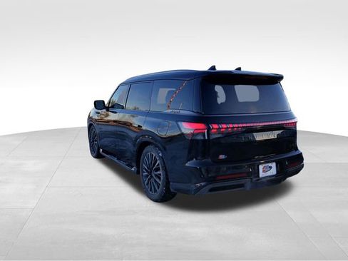 Used 2025 INFINITI QX80 Autograph image 3