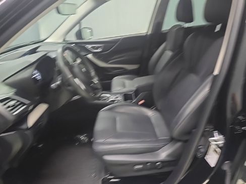 Used 2023 Subaru Forester Limited image 17