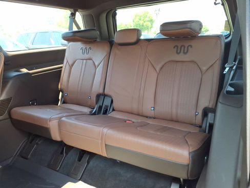 Used 2024 Ford Expedition Max King Ranch AWD/4WD image 28
