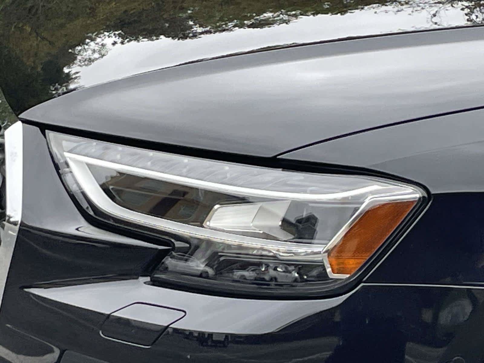 Certified 2025 Audi A8 L 3.0T w/ Executive Package AWD/4WD image 13