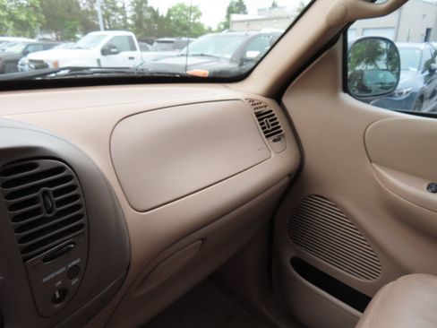 Used 1999 Ford F250 Lariat AWD/4WD image 20