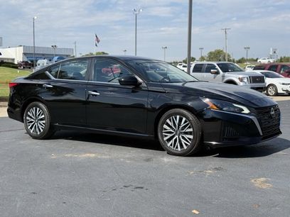 Used 2023 Nissan Altima 2.5 SV