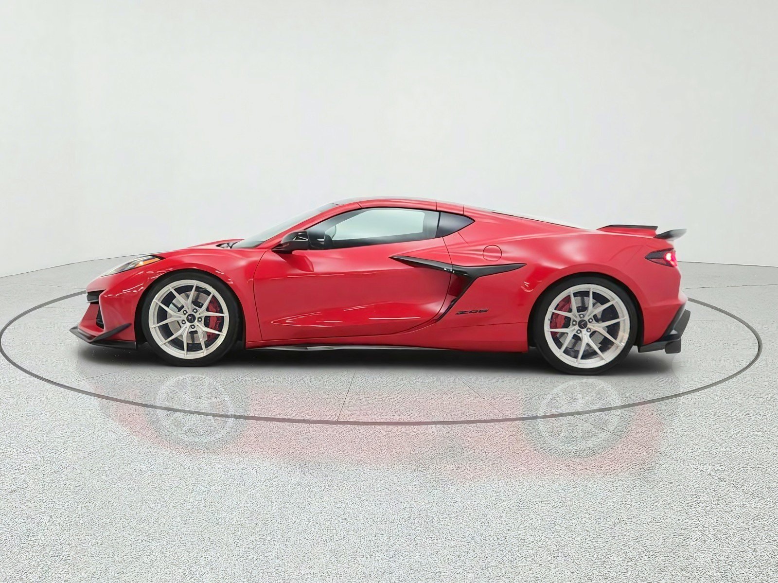 Used 2023 Chevrolet Corvette Z06 RWD image 8