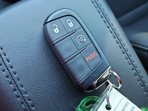 New 2026 Jeep Compass Latitude image 33