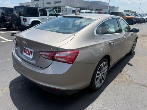 Used 2024 Chevrolet Malibu LT FWD image 3