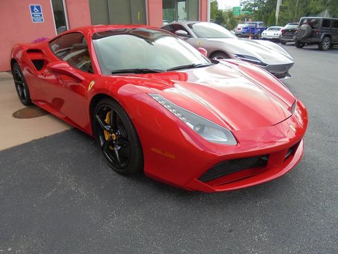 Used 2021 Ferrari Roma RWD image 43