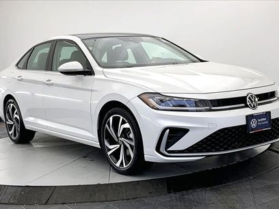 Certified 2025 Volkswagen Jetta SEL