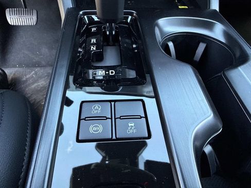 New 2026 Subaru Outback Premium image 32