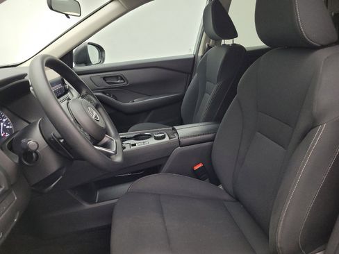 Used 2024 Nissan Rogue S AWD/4WD image 17