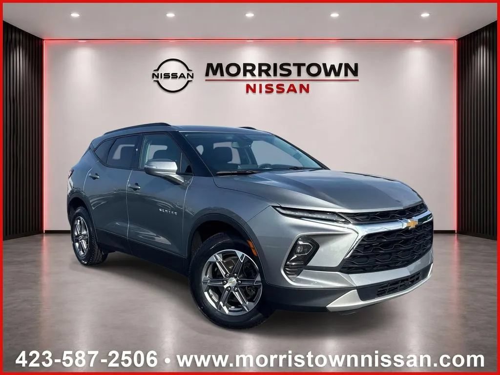 Used 2024 Chevrolet Blazer LT AWD/4WD image 1