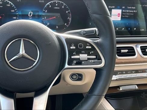 Used 2022 Mercedes-Benz GLE 350 image 11