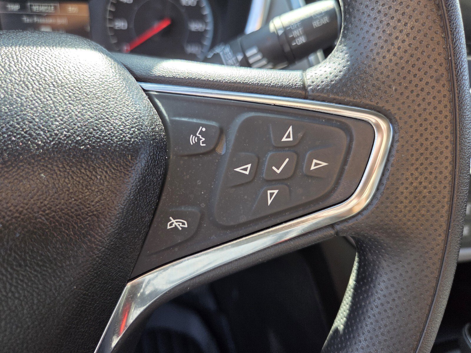 Certified 2020 Chevrolet Equinox LS FWD image 21