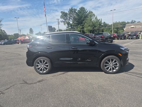 New 2026 Buick Encore GX Avenir w/ Avenir Technology Package AWD/4WD image 6