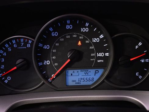 Used 2016 Toyota RAV4 LE image 21