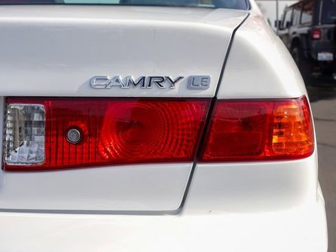 Used 2001 Toyota Camry LE image 8