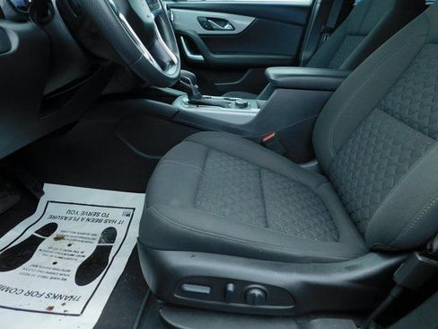 Used 2022 Chevrolet Blazer LT image 22