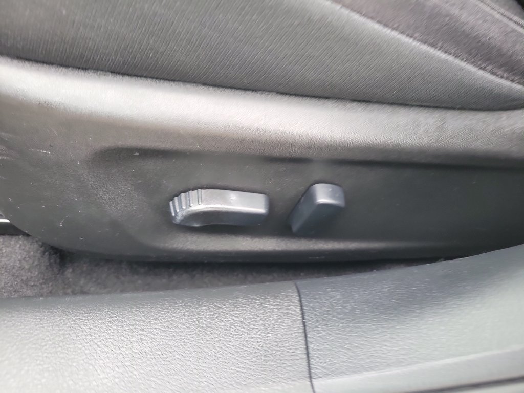Used 2024 Nissan Altima 2.5 SV FWD image 17