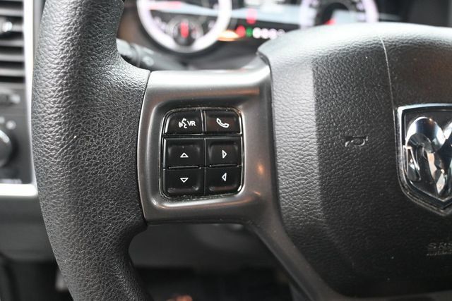 Used 2024 RAM 1500 Warlock AWD/4WD image 15