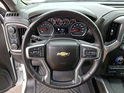 Used 2022 Chevrolet Silverado 1500 LTZ w/ LTZ Convenience Package II AWD/4WD image 26