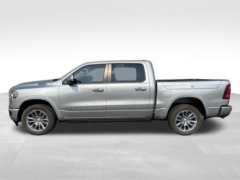Used 2022 RAM 1500 Laramie w/ Laramie Southwest Edition AWD/4WD image 8