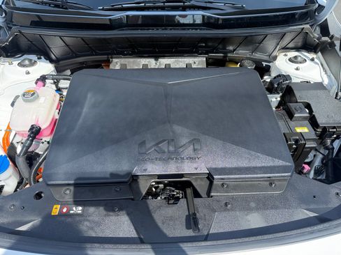 Used 2023 Kia Niro Wave FWD image 20