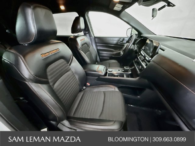 Used 2025 Nissan Pathfinder Rock Creek AWD/4WD image 28