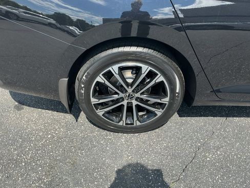 Certified 2024 Volkswagen Jetta Sport FWD image 27