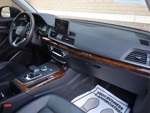 Used 2018 Audi Q5 2.0T Premium AWD/4WD image 28