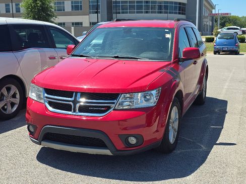 Used 2018 Dodge Journey SXT FWD image 6
