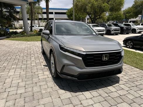 Used 2023 Honda CR-V LX image 18
