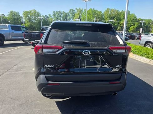 Used 2024 Toyota RAV4 XLE FWD image 7
