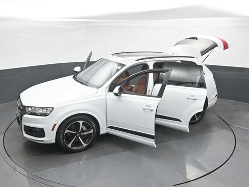 Used 2019 Audi Q7 3.0T Prestige w/ Prestige Package AWD/4WD image 52