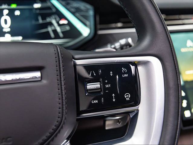 Used 2025 Land Rover Range Rover SE AWD/4WD image 22