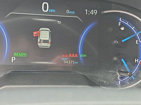 Used 2023 Toyota RAV4 LE image 21