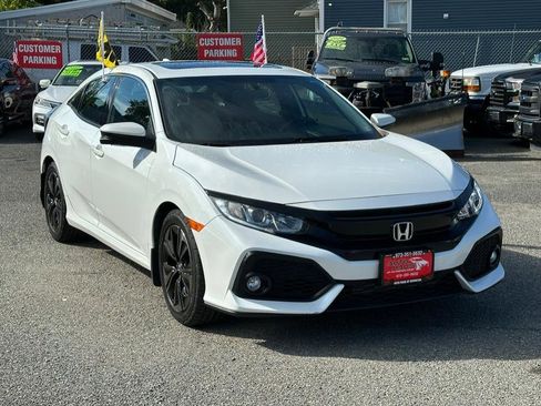 Used 2017 Honda Civic EX image 3