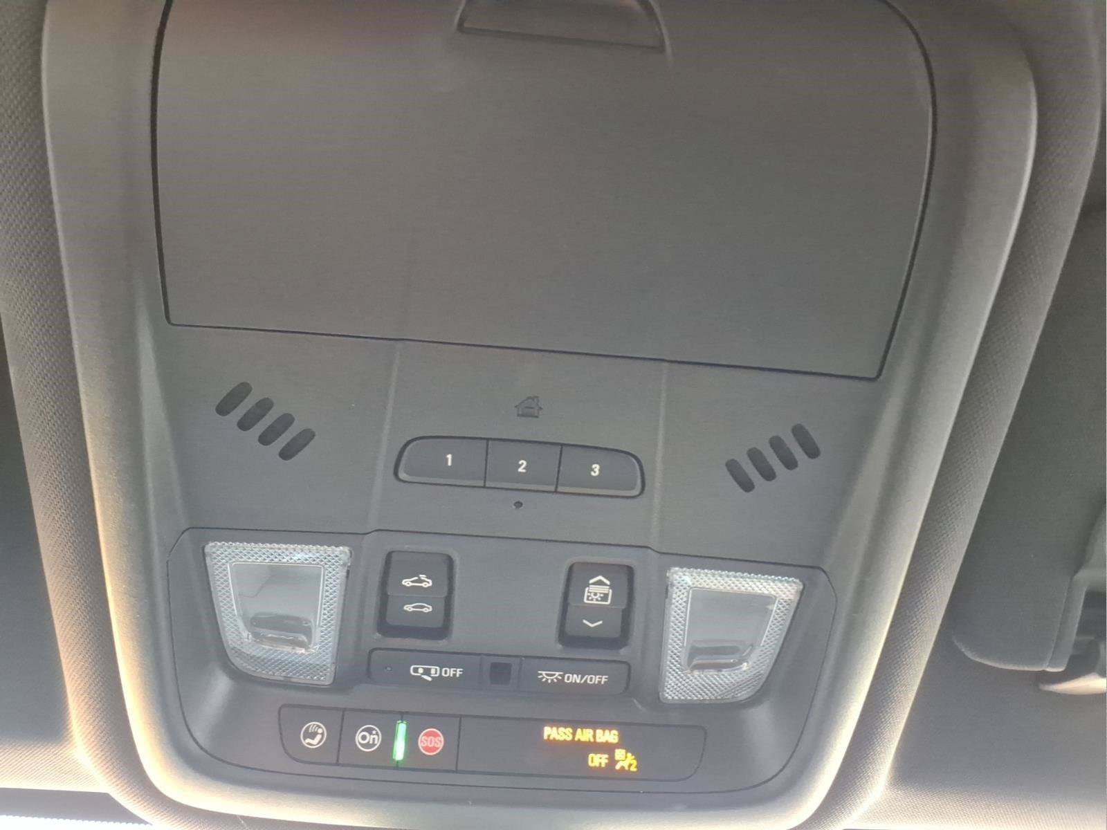 Used 2024 Chevrolet Equinox Premier FWD image 27