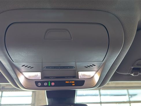 Used 2018 GMC Terrain SLT w/ Preferred Package image 35