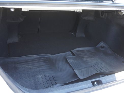Used 2020 Toyota Camry SE FWD image 10