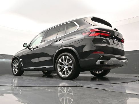 Used 2024 BMW X5 xDrive40i w/ Premium Package image 26