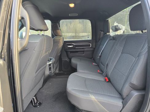 New 2026 RAM 2500 Big Horn AWD/4WD image 12