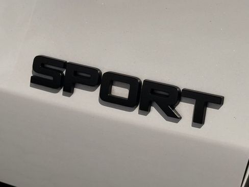 Used 2025 Honda HR-V Sport image 19